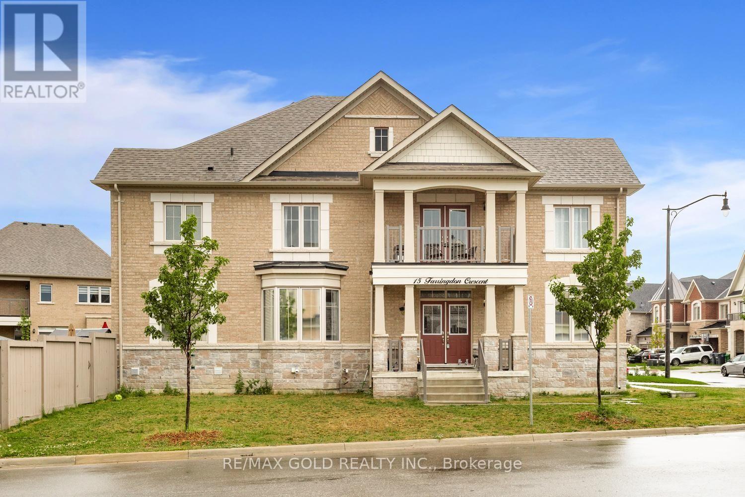 15 FARRINGDON CRESCENT
