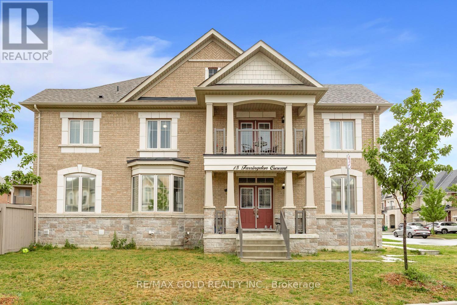 15 FARRINGDON CRESCENT