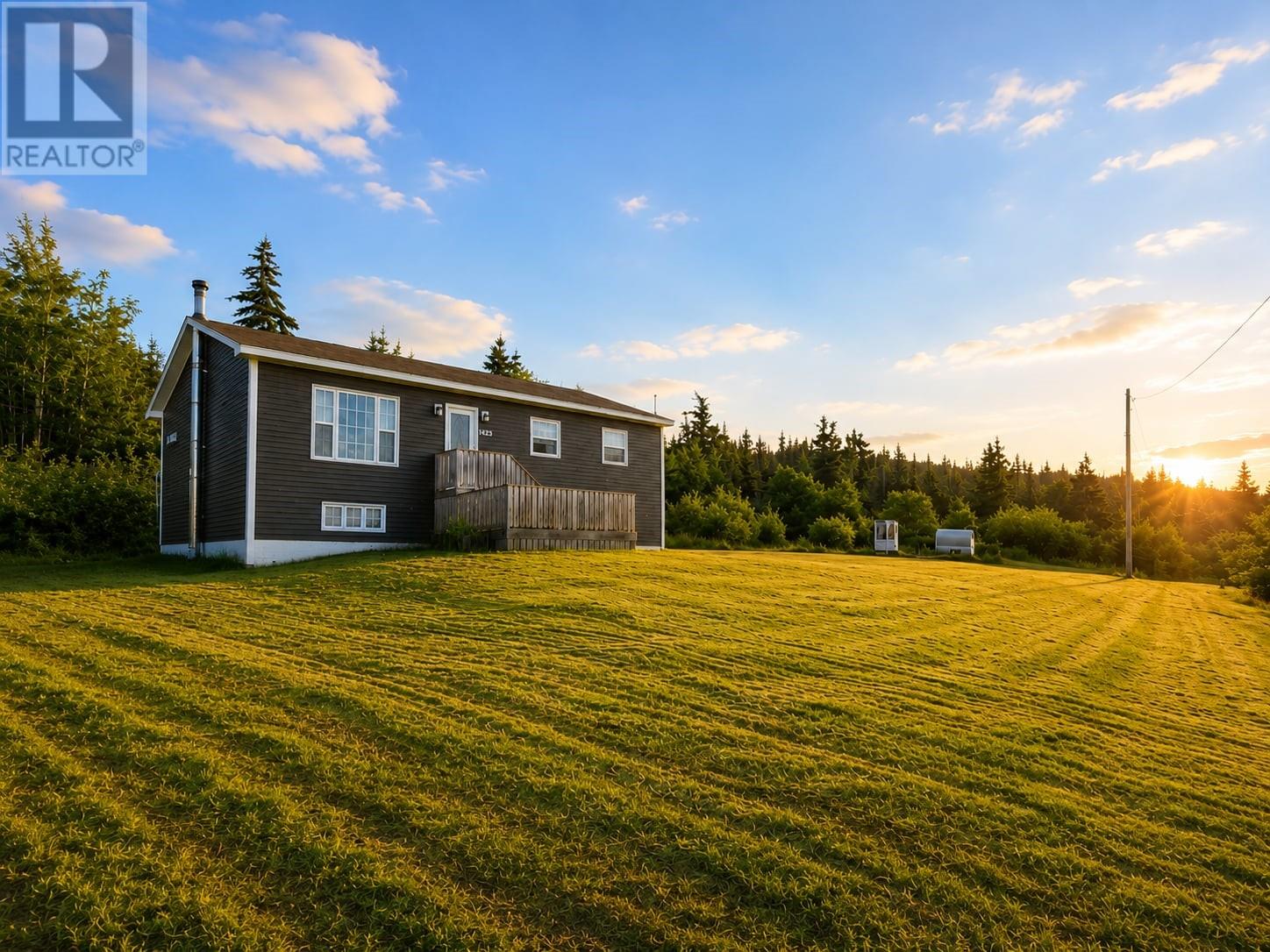 1423 Random Island Road
