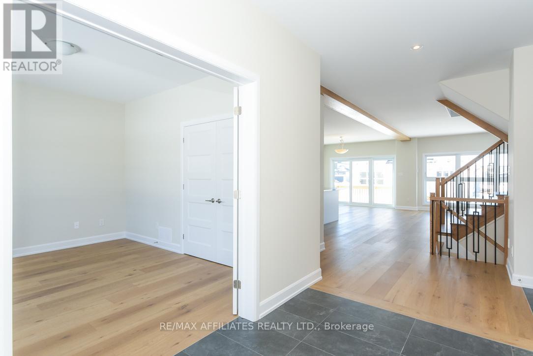 1055 CHABLIS CRESCENT