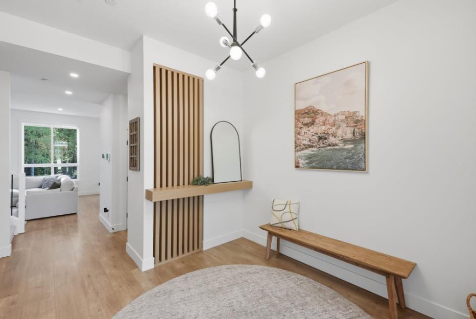 9 7259 RAMSAY PLACE, Eastern Hillsides