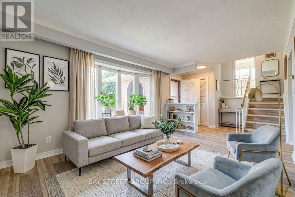 110 ST. DAVID'S ROAD, ST. CATHARINES (BURLEIGH HILL), ON L2T 1P9 - Image 4217429043.jpeg?d=l