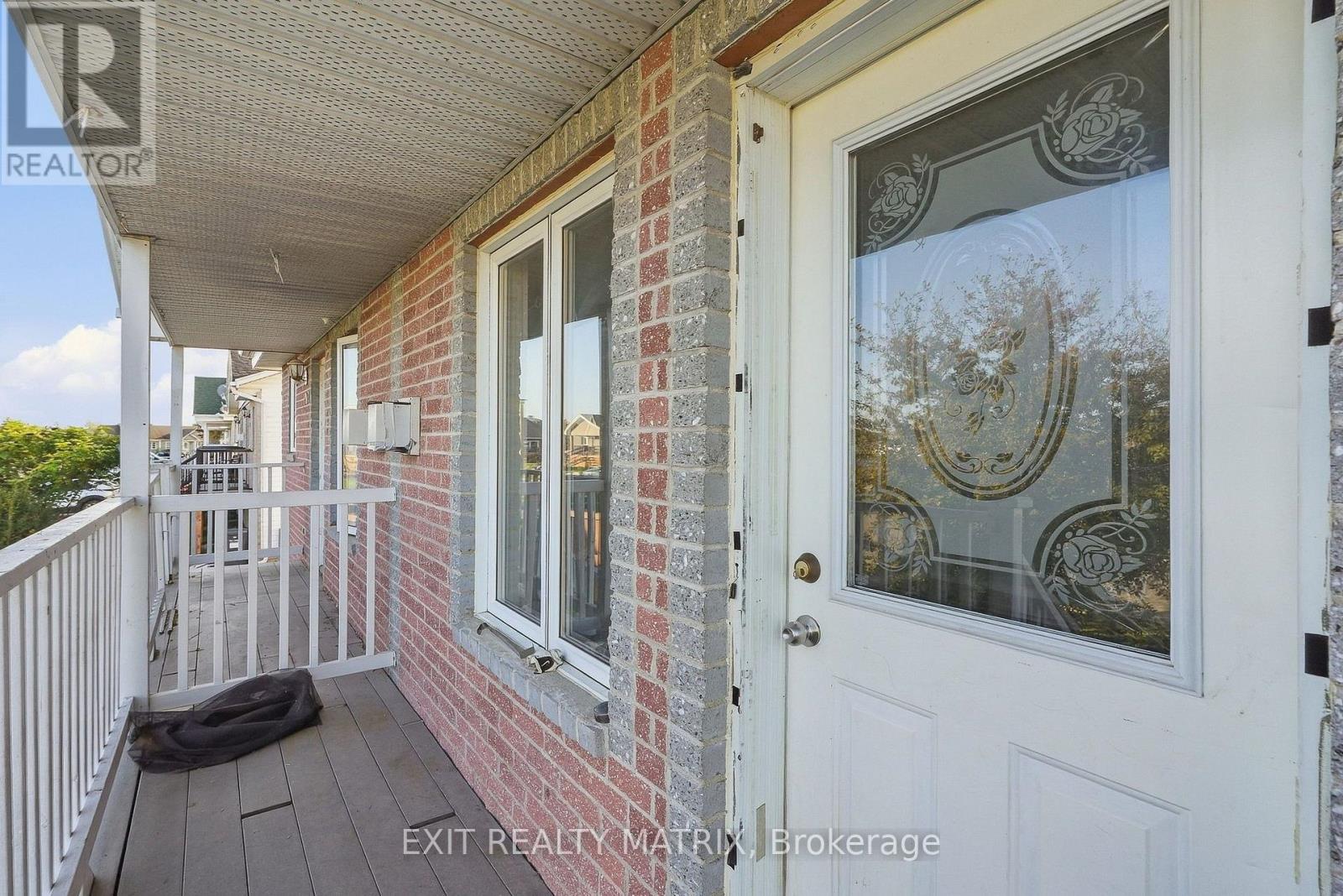 991 JACYNTHE STREET - Photo 3