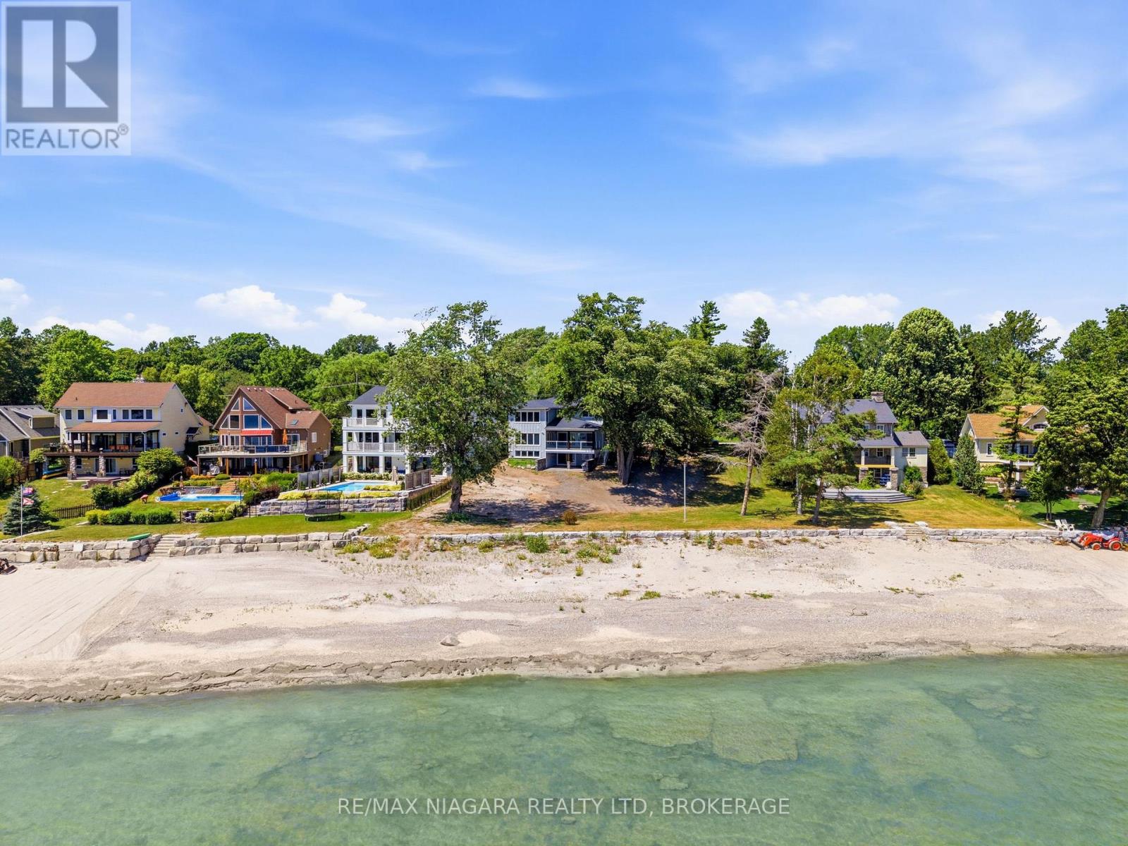 3561 YACHT HARBOUR ROAD