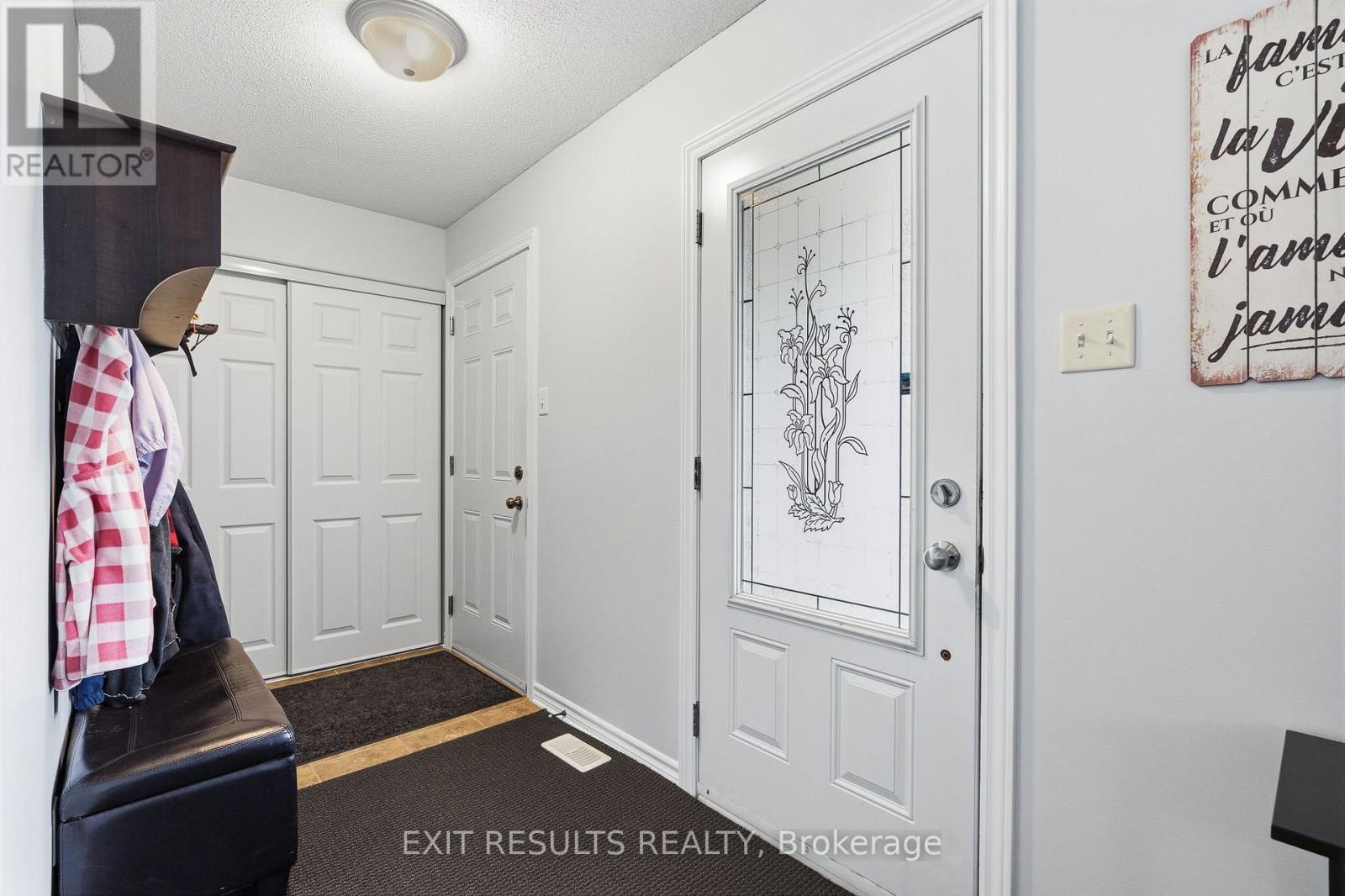 64 GIROUX STREET - Photo 3
