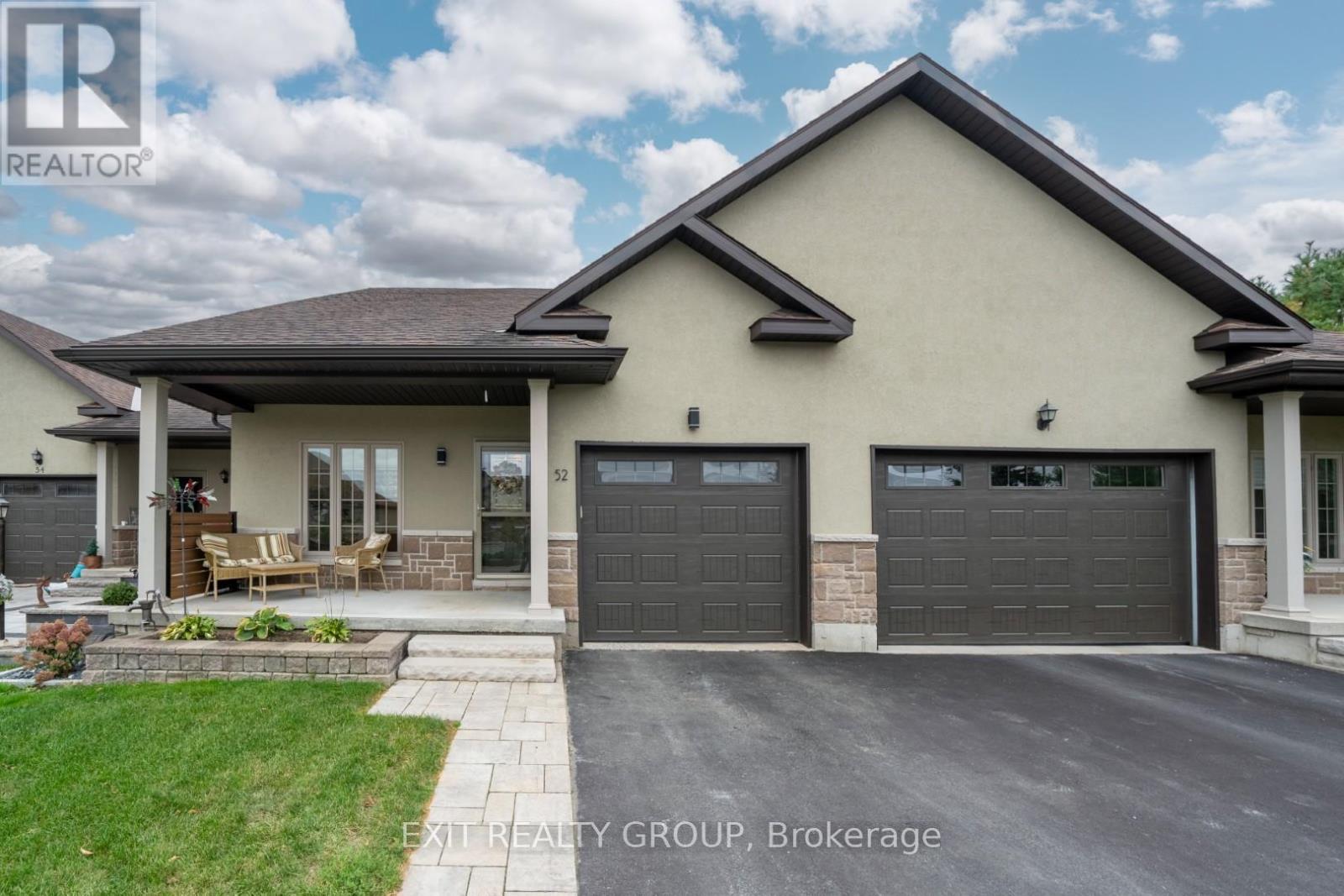 52 ALETHA DRIVE - Photo 2