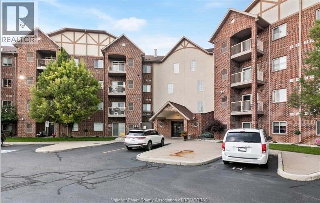 3160 WILDWOOD UNIT# 107