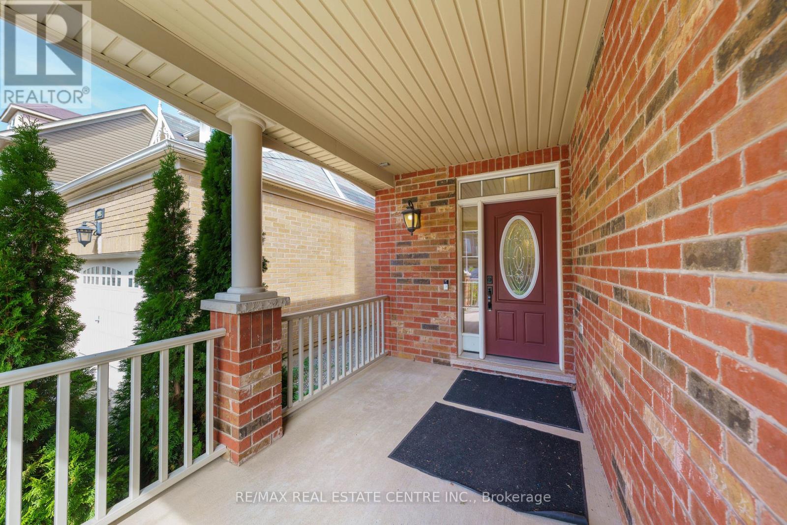 907 ETHERINGTON WAY