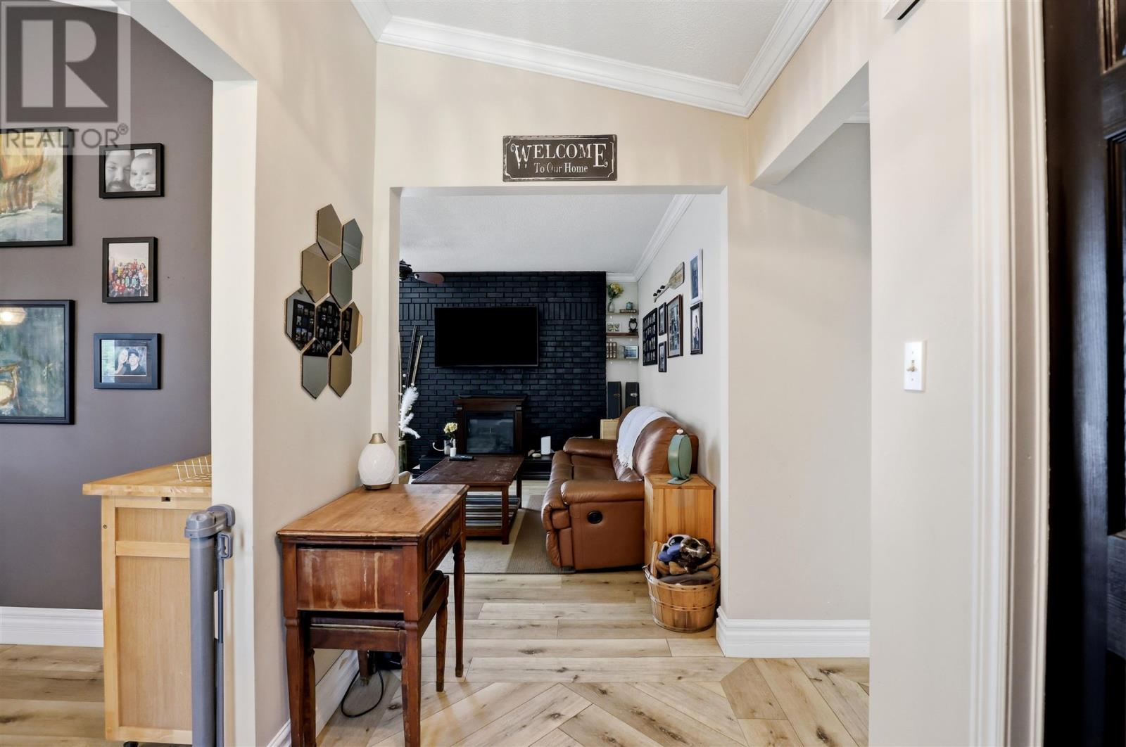 4112 Queen ST - Photo 3