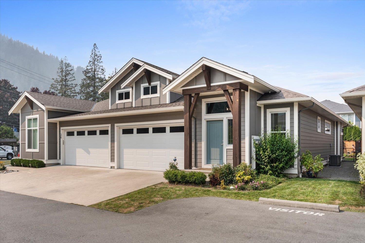 34 628 MCCOMBS DRIVE, Harrison Hot Springs