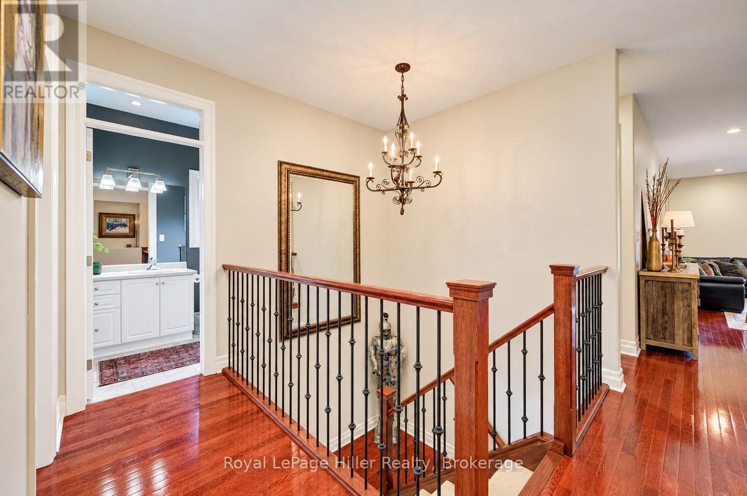 16 NORTH POINTE DRIVE