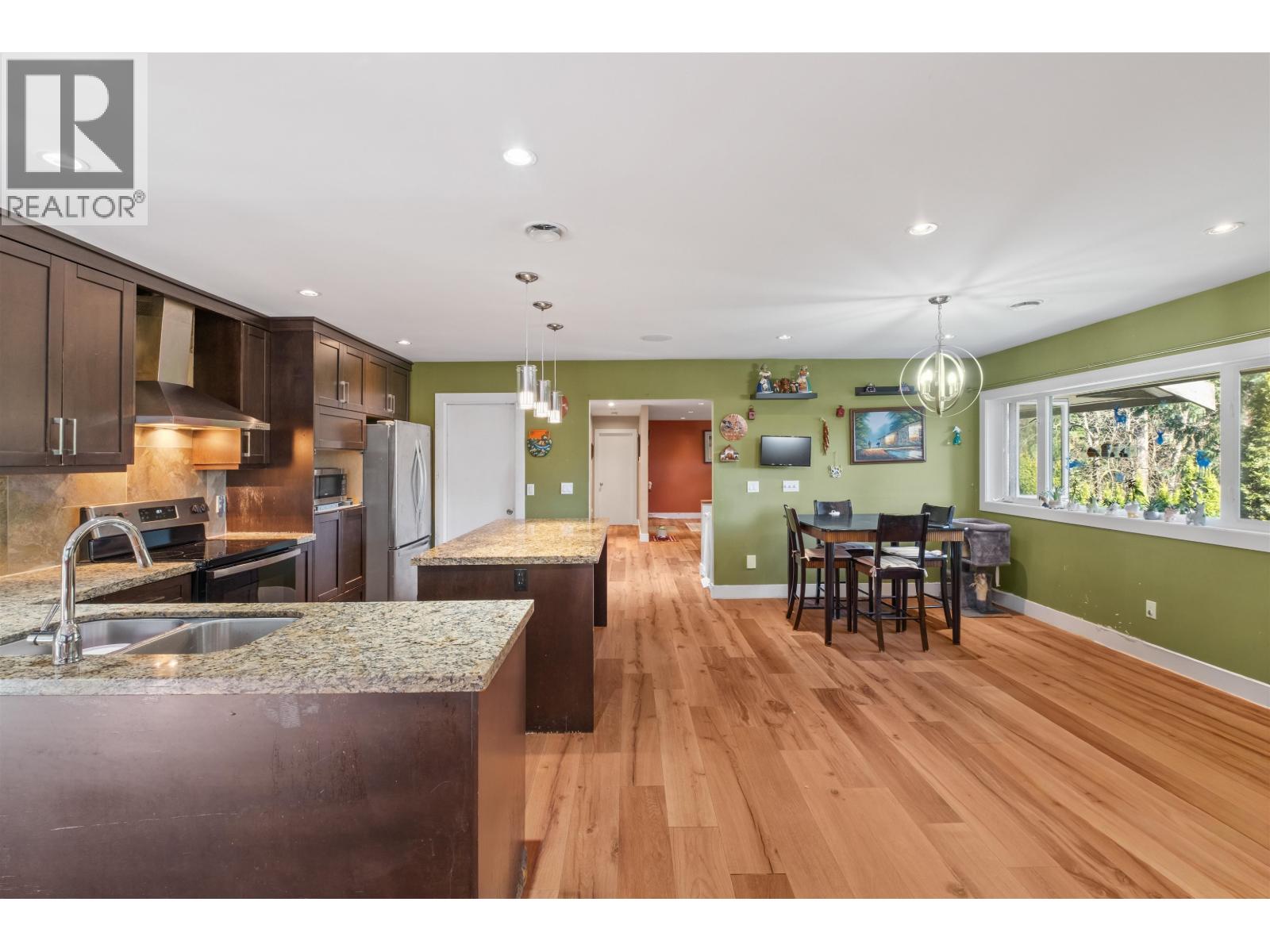1329 APPIN ROAD