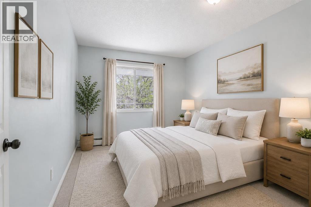 301, 638 Meredith Road NE