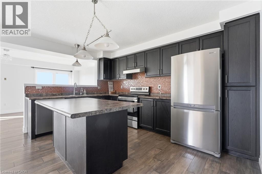 287 WESTMEADOW Drive Unit# UPPER