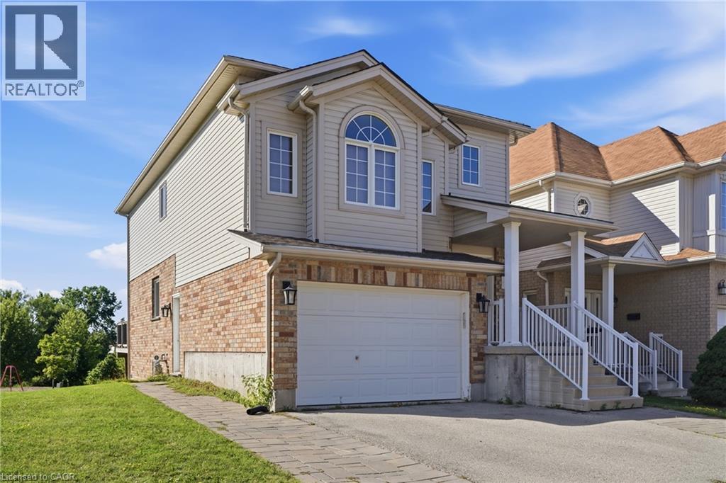 287 WESTMEADOW Drive Unit# UPPER