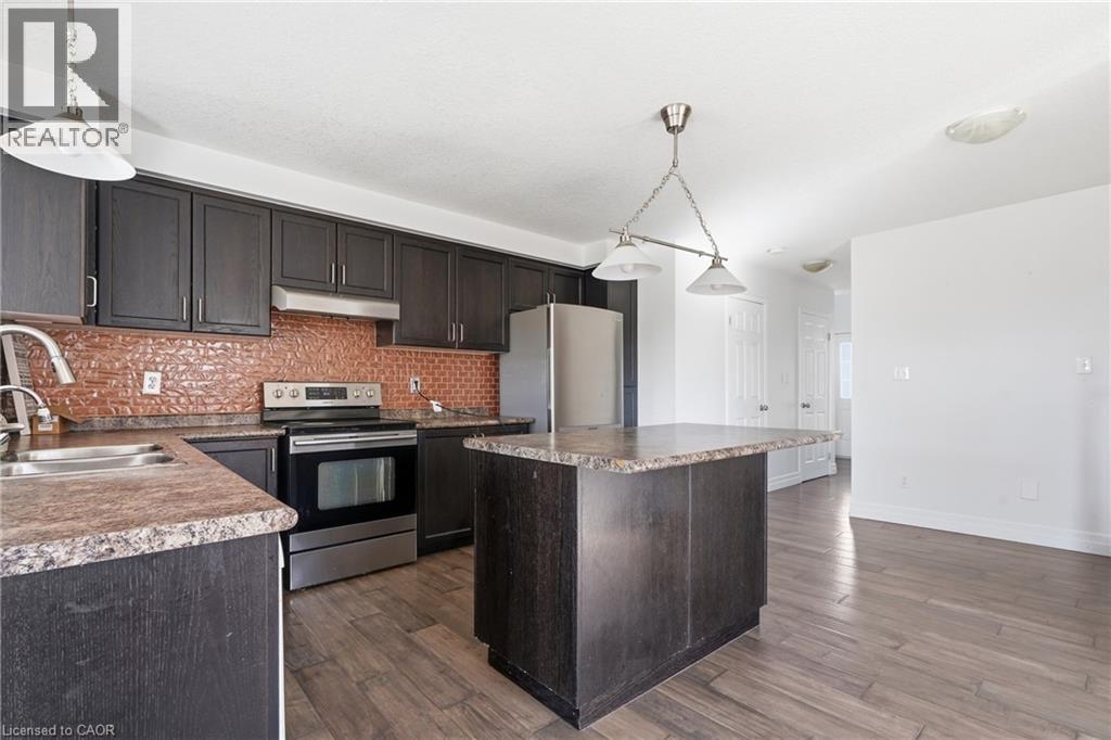 287 WESTMEADOW Drive Unit# UPPER