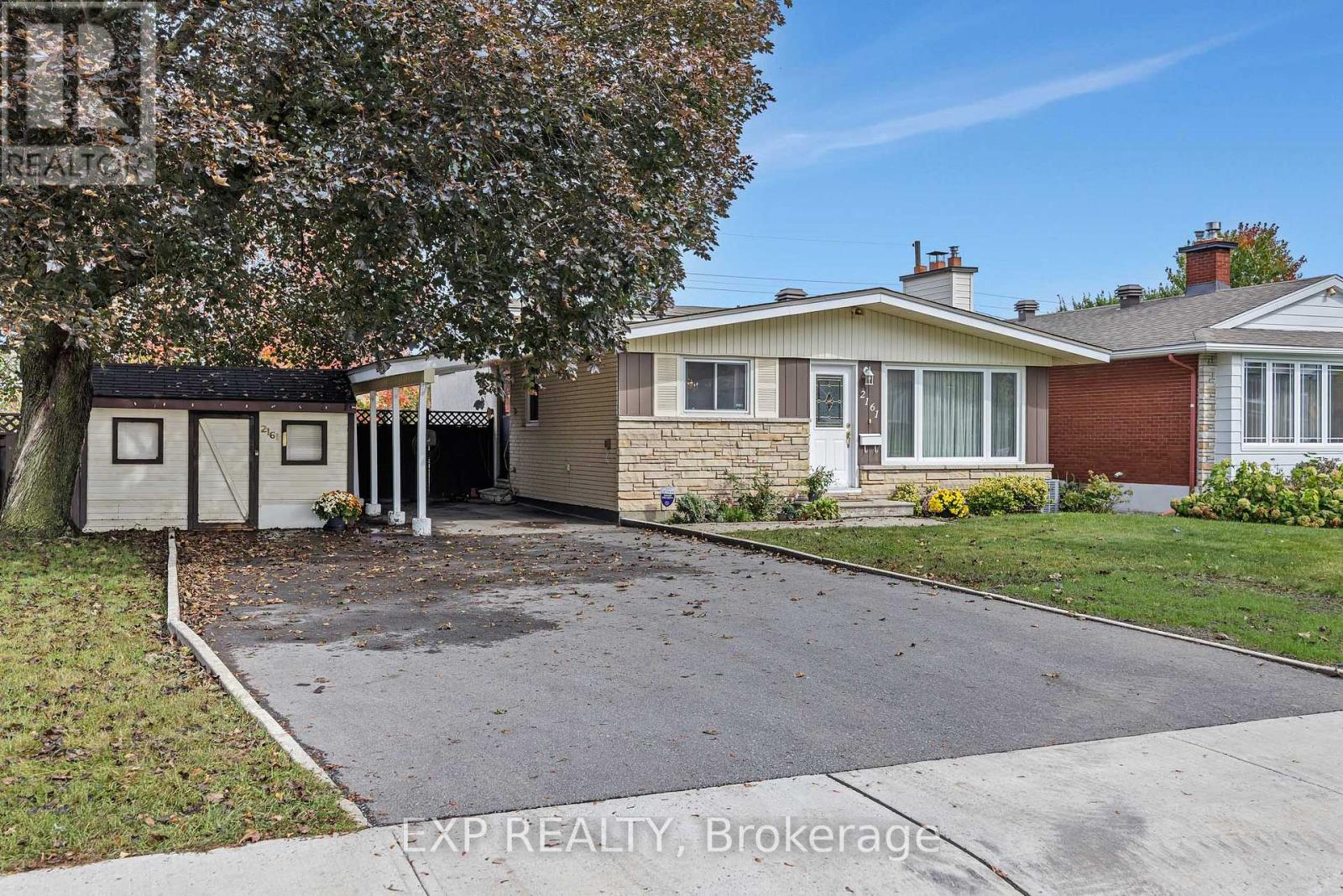 2161 VALLEY DRIVE