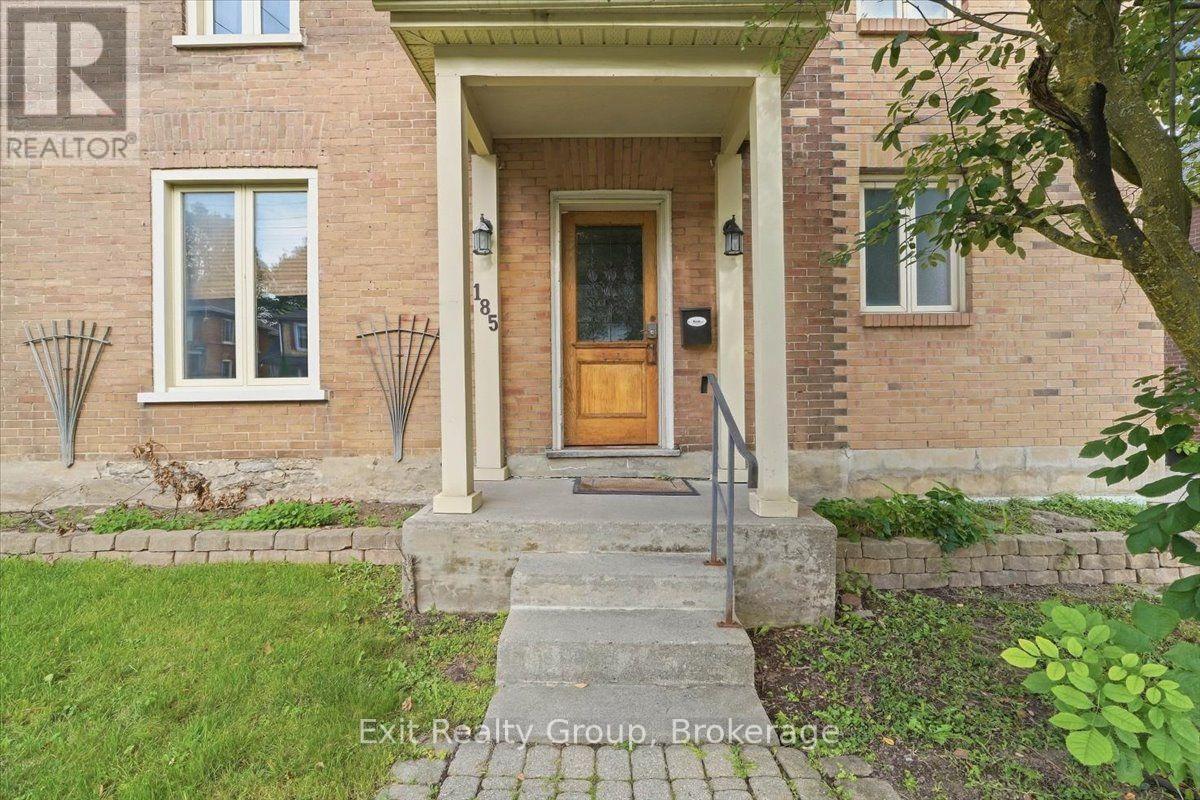 185 FOSTER AVENUE - Photo 2