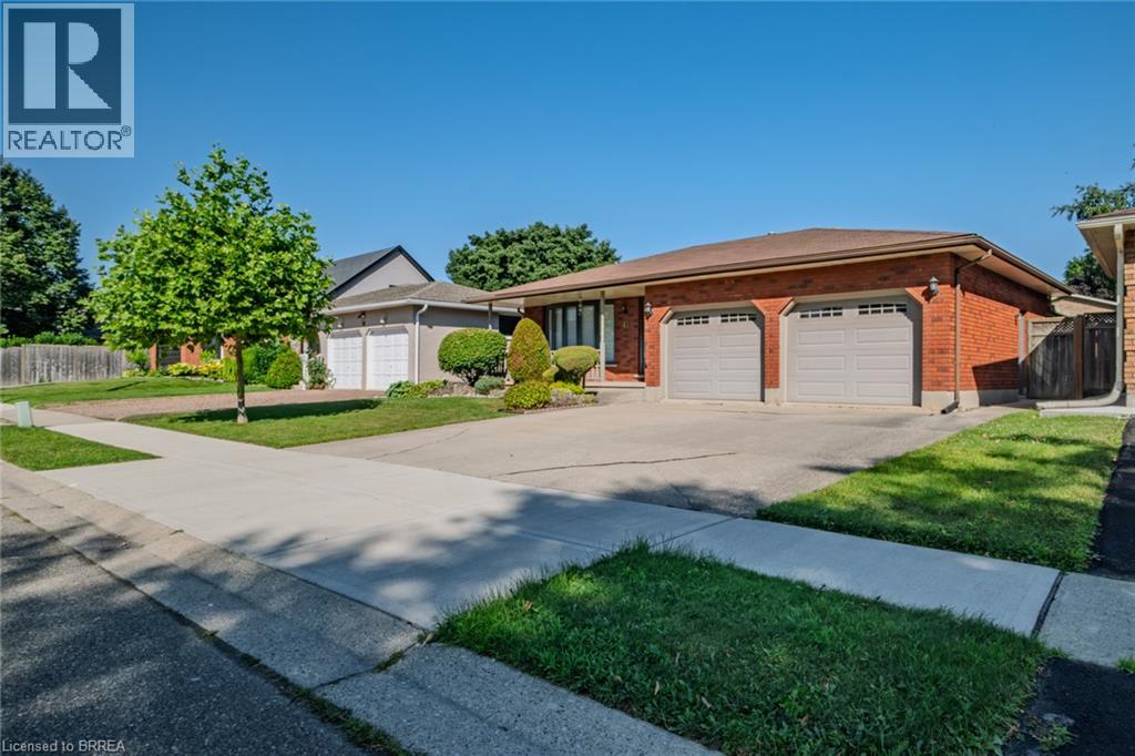 41 ROYAL OAK Drive