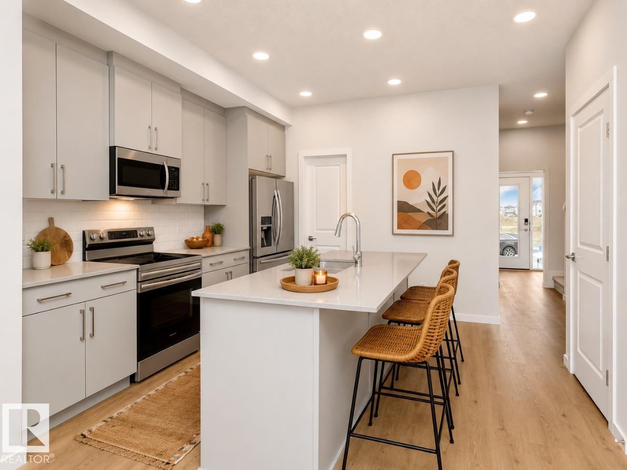 17 Clydesdale LN