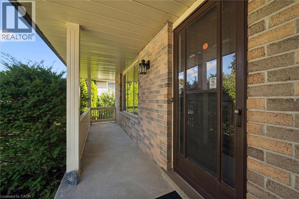 7 COUNTRYSIDE Crescent