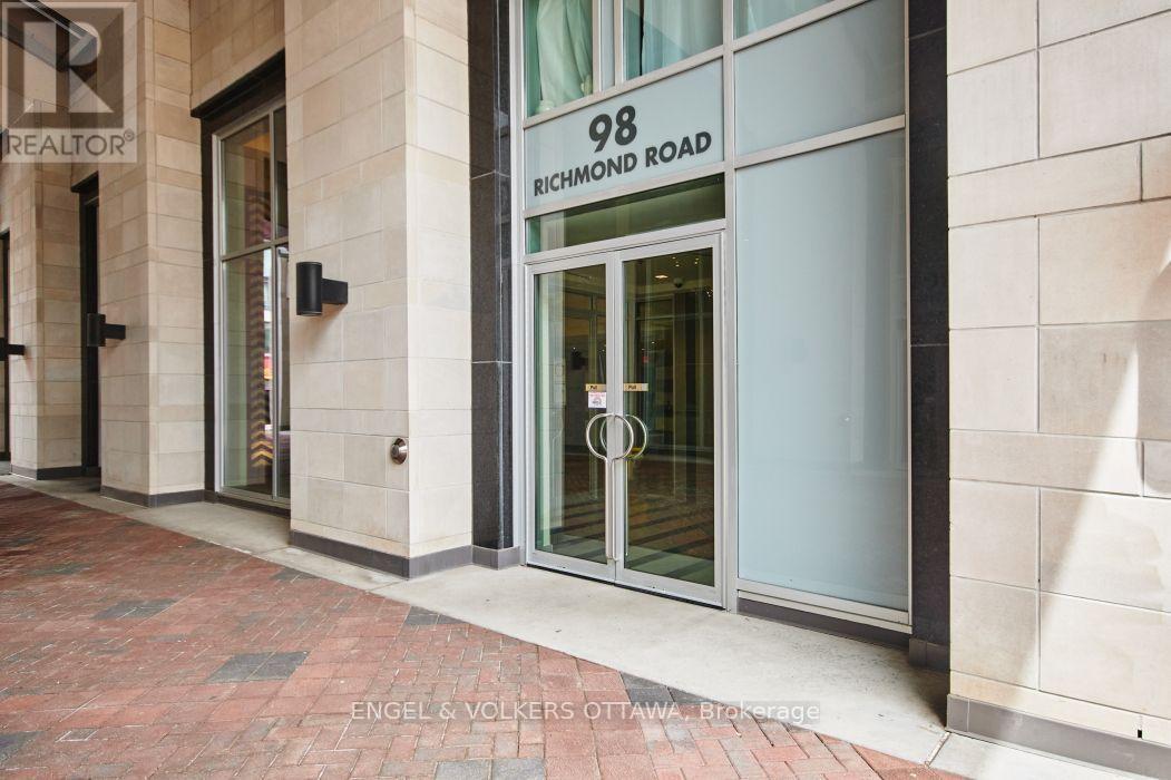 211 - 98 RICHMOND ROAD