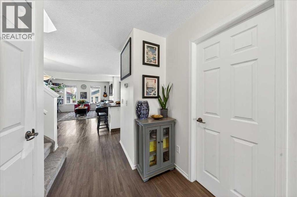 194 Everoak Gardens SW