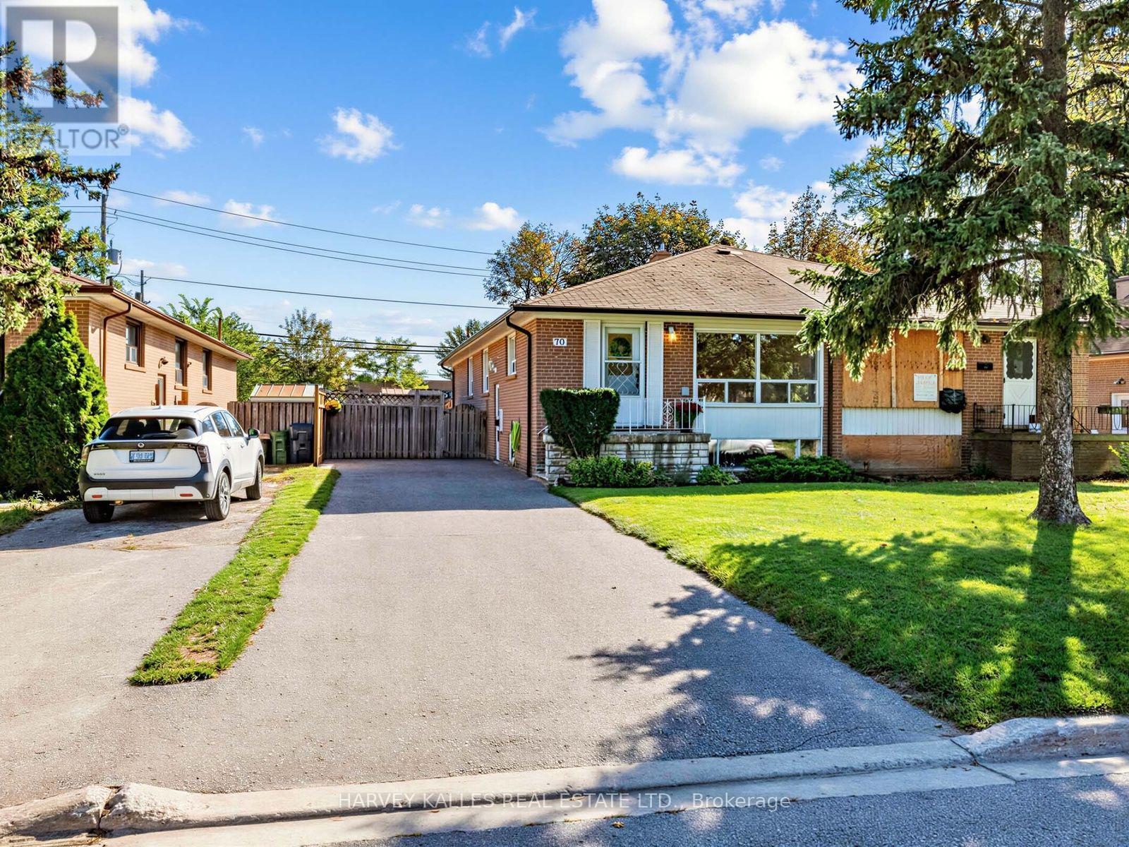 70 PINTAIL CRESCENT