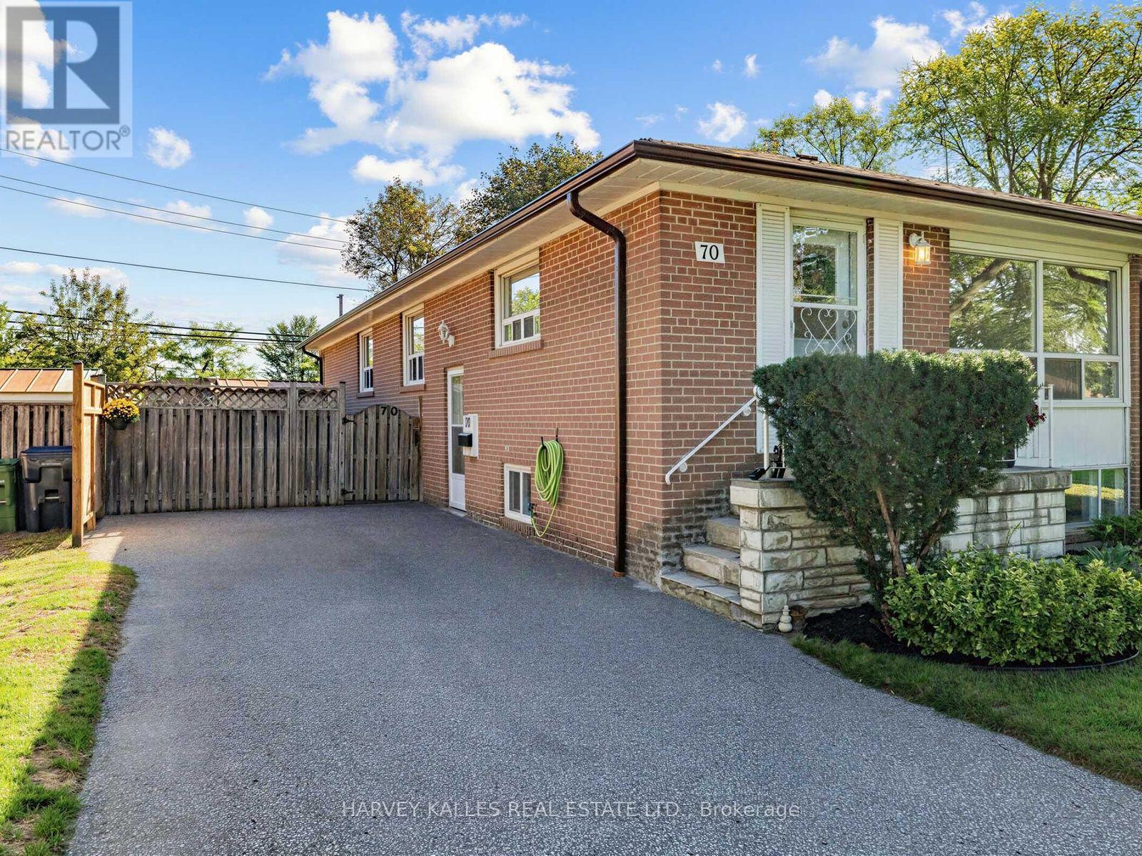 70 PINTAIL CRESCENT