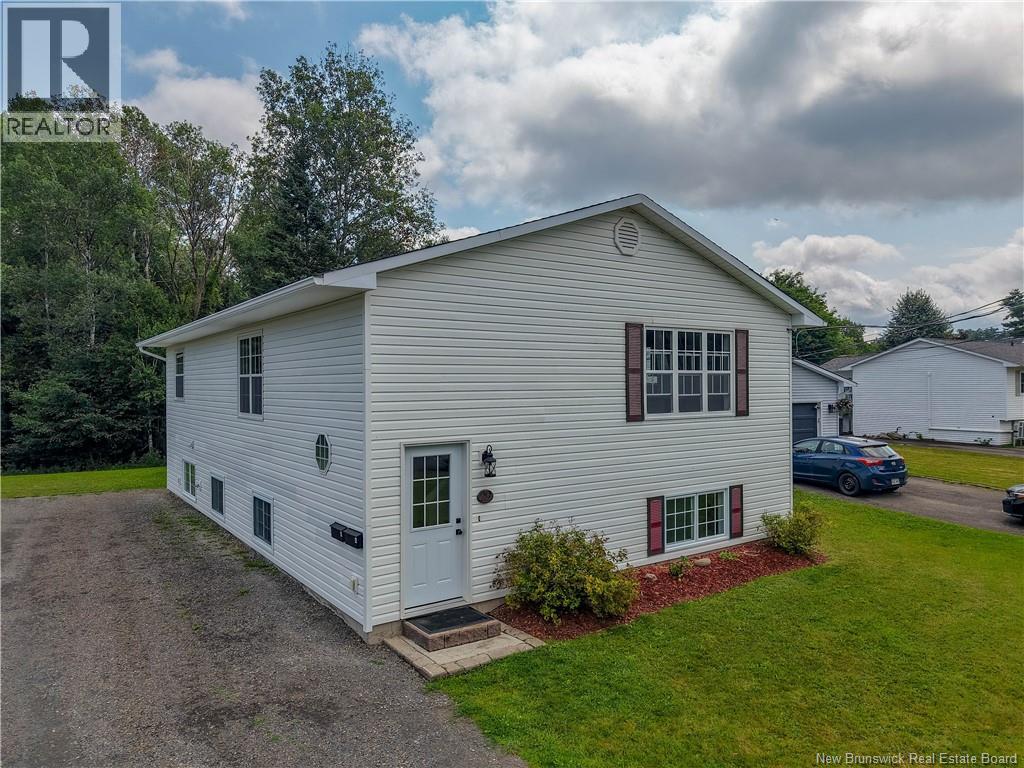 29 Malibu Street - Photo 2