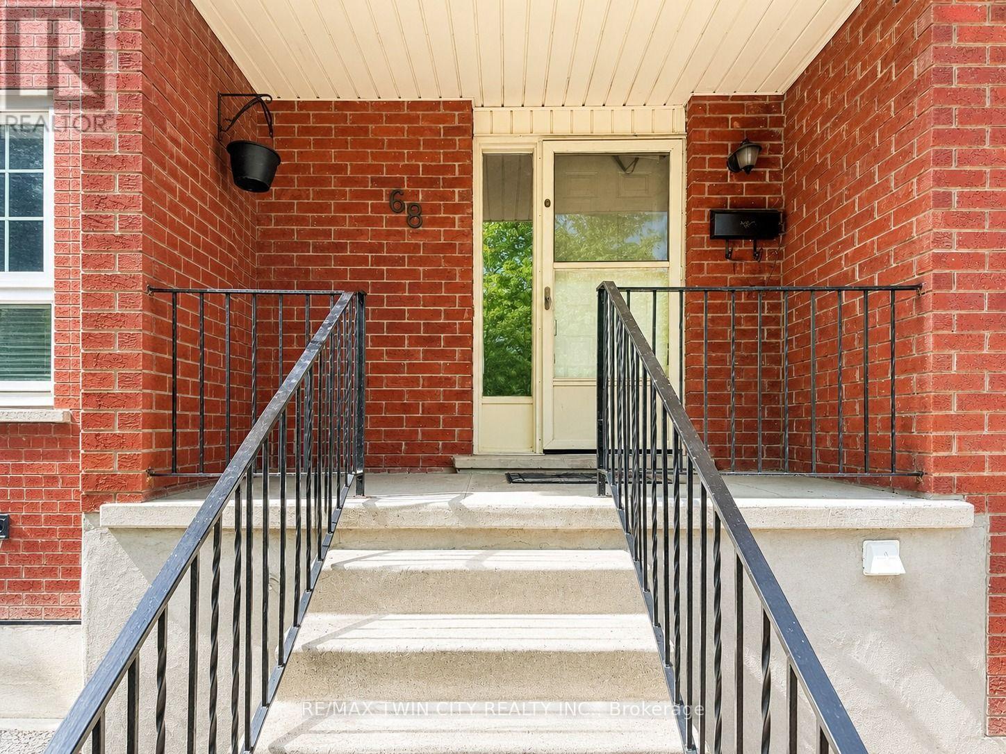 68 OLD HURON COURT