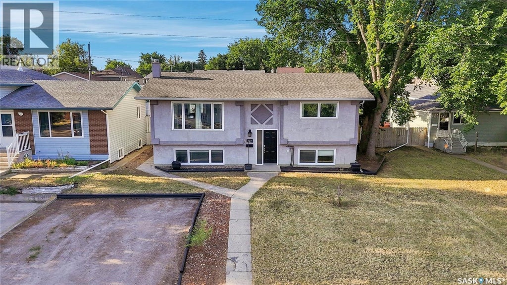 1109 LILLOOET STREET W, MOOSE JAW, SK S6H 5A2 - Image 4101819746.jpeg?d=l