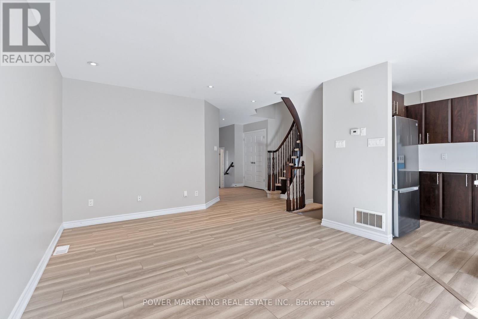 245 SILVERMOON CRESCENT
