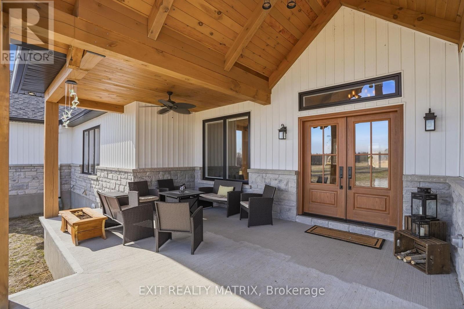 1584 CALYPSO STREET - Photo 4