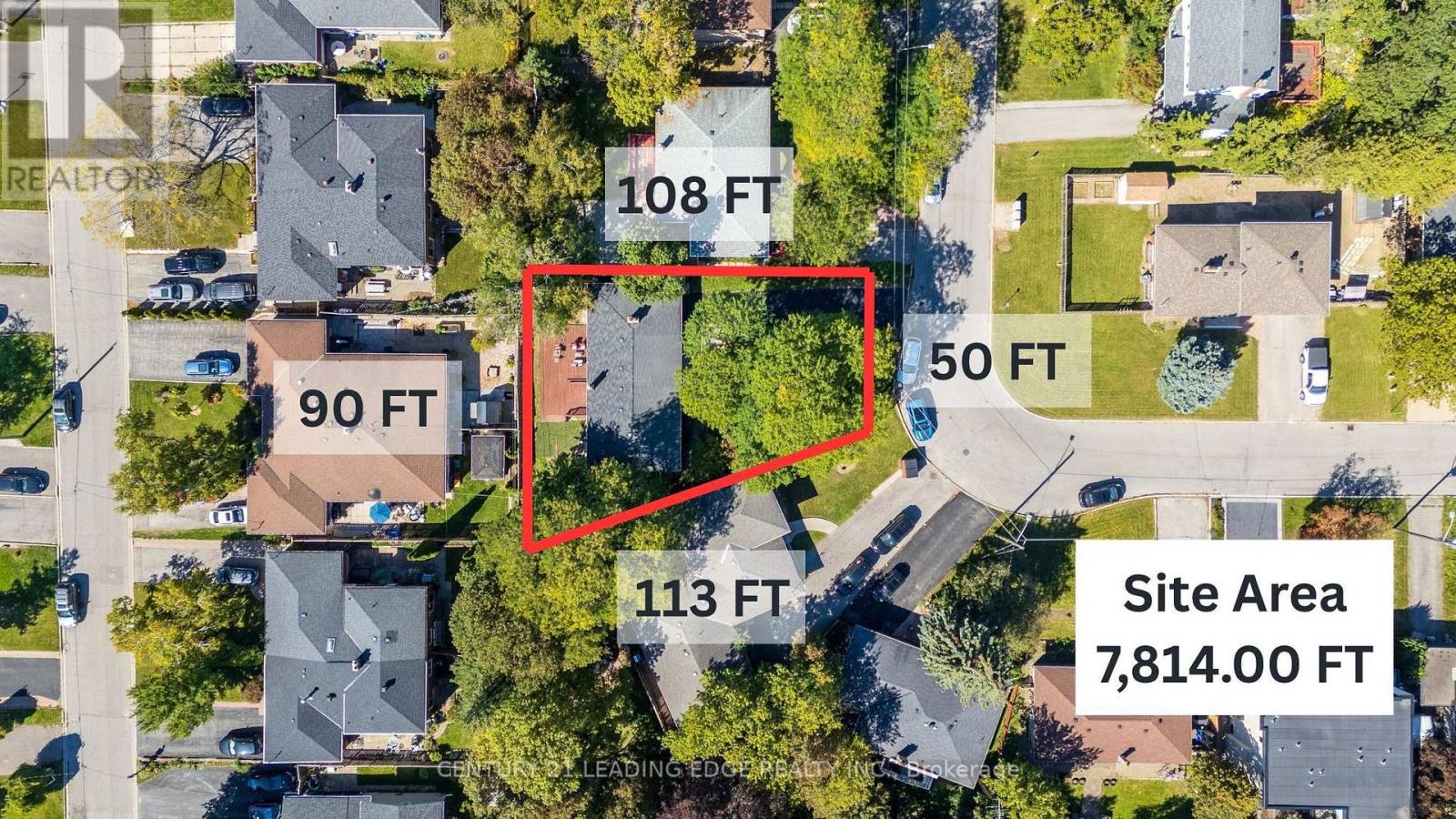 24 LINCOLN GREEN DRIVE
