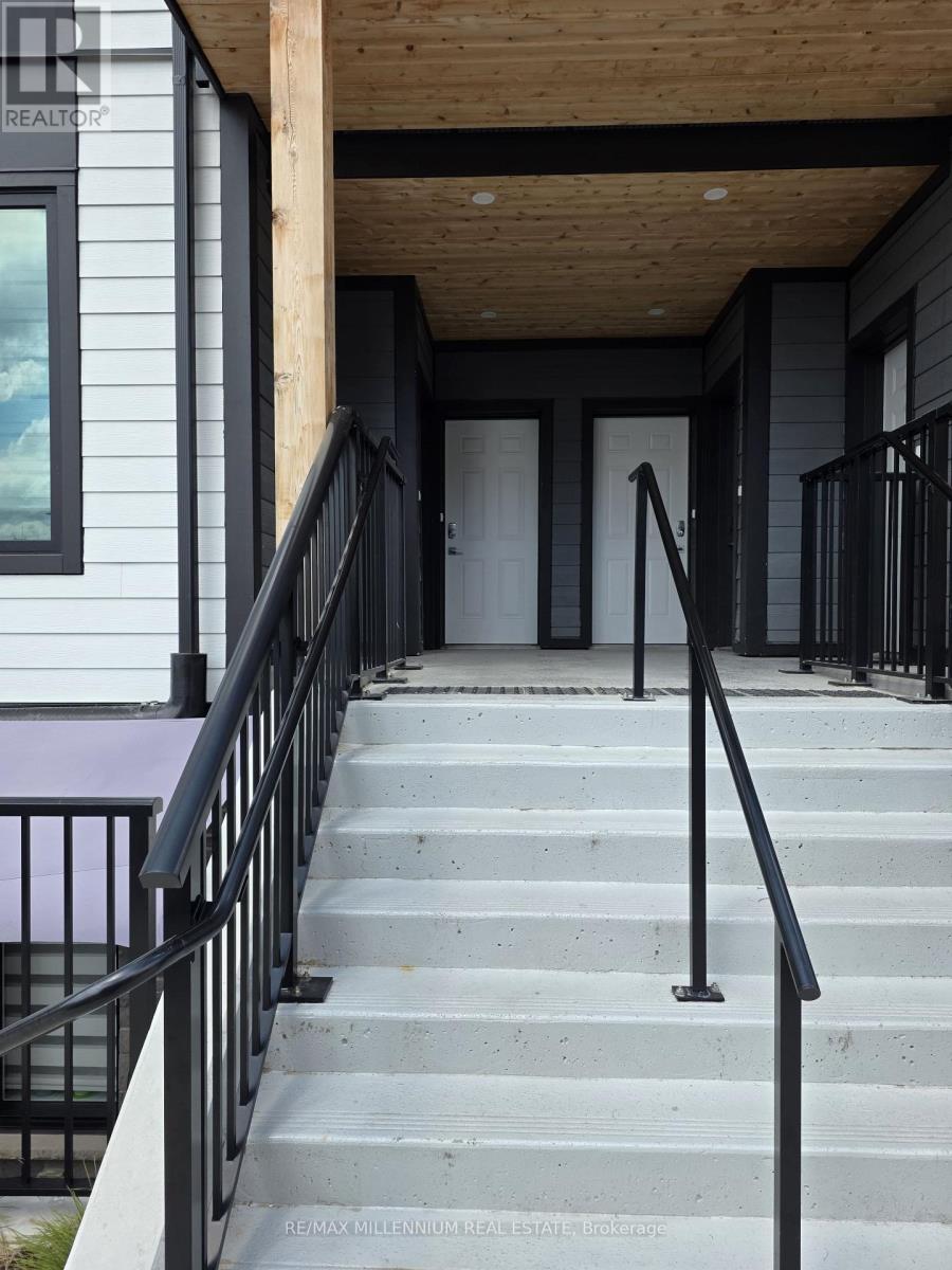 312 - 708 WOOLWICH STREET