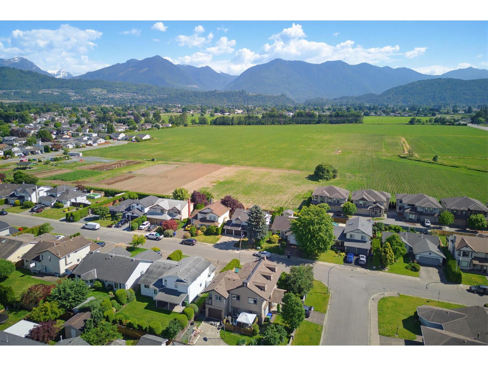 45170 BLUEJAY AVENUE, Sardis West Vedder