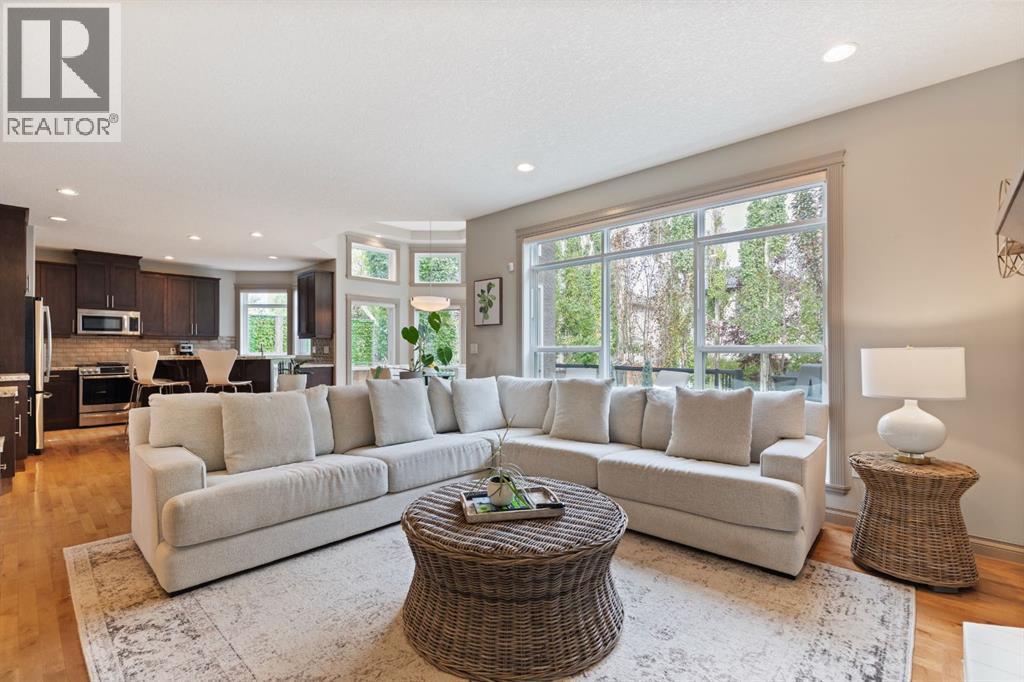 42 West Cedar Place SW