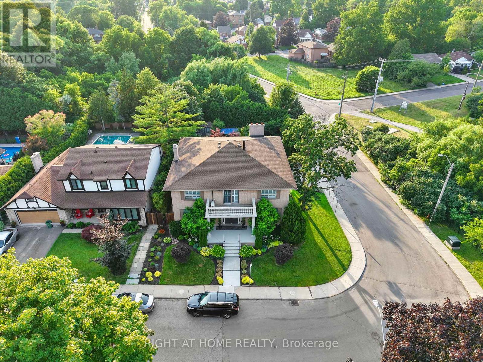 14 DELBROOK COURT