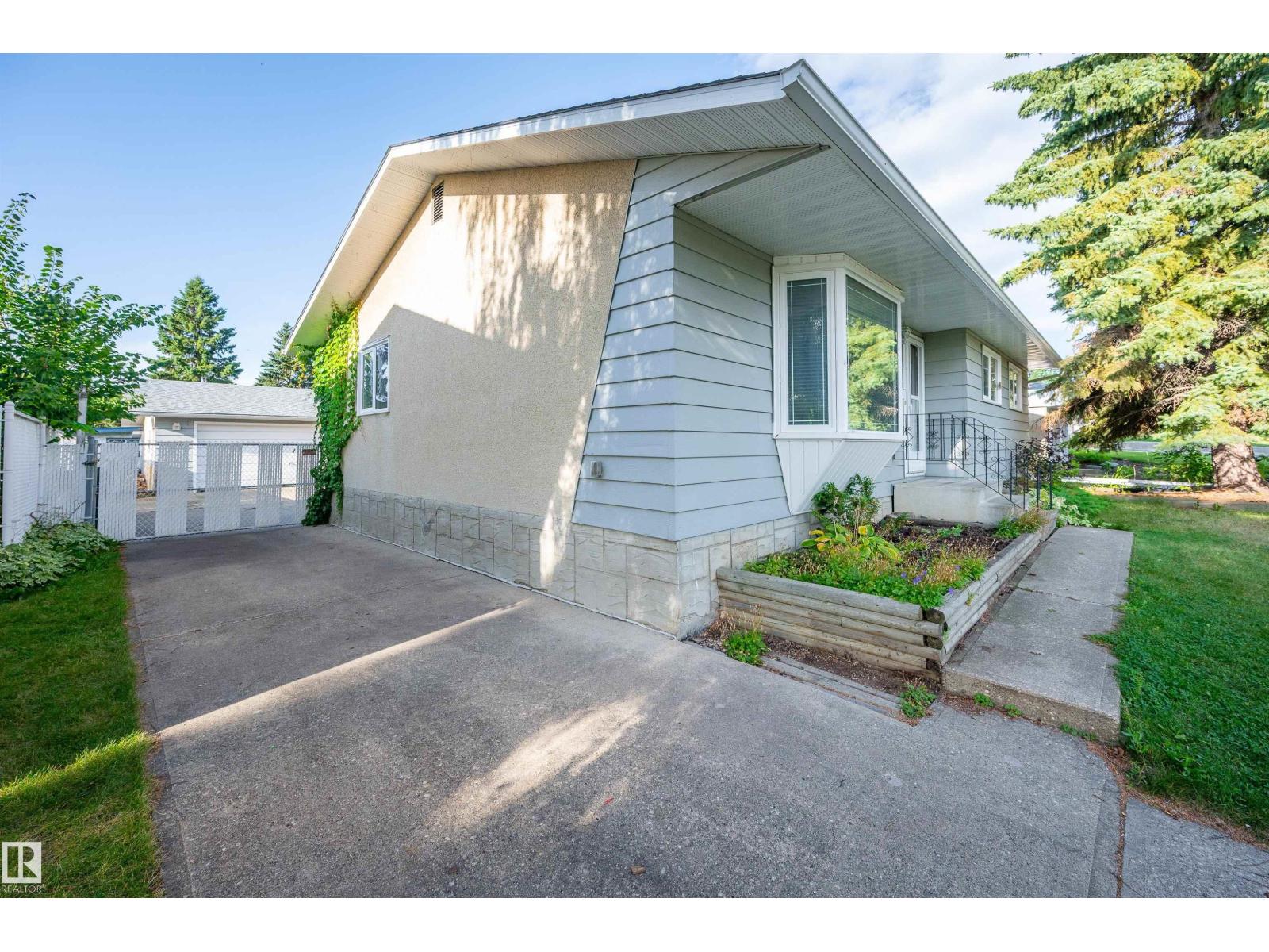 66 MEADOWBROOK RD