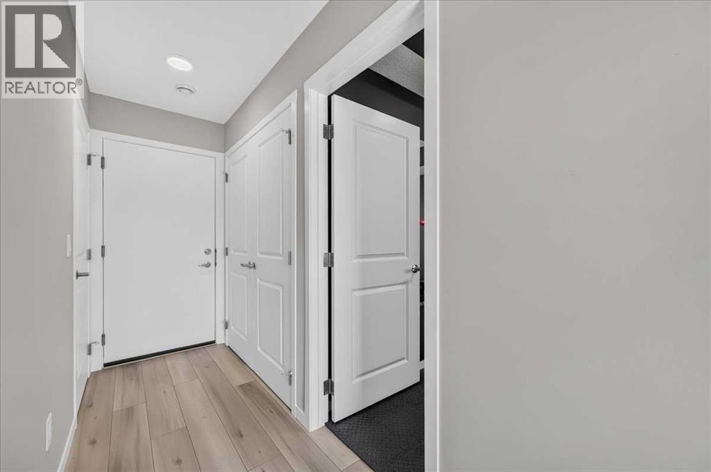 401, 81 Midtown Boulevard SW