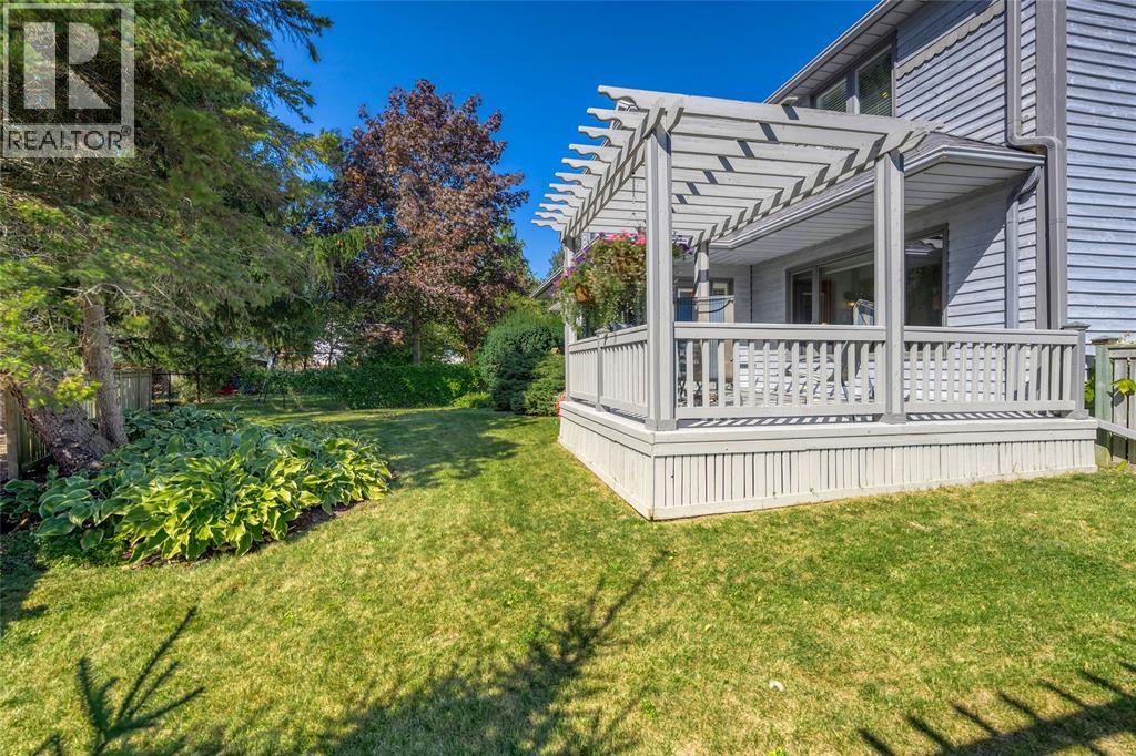 1971 WINSLOW CRESCENT