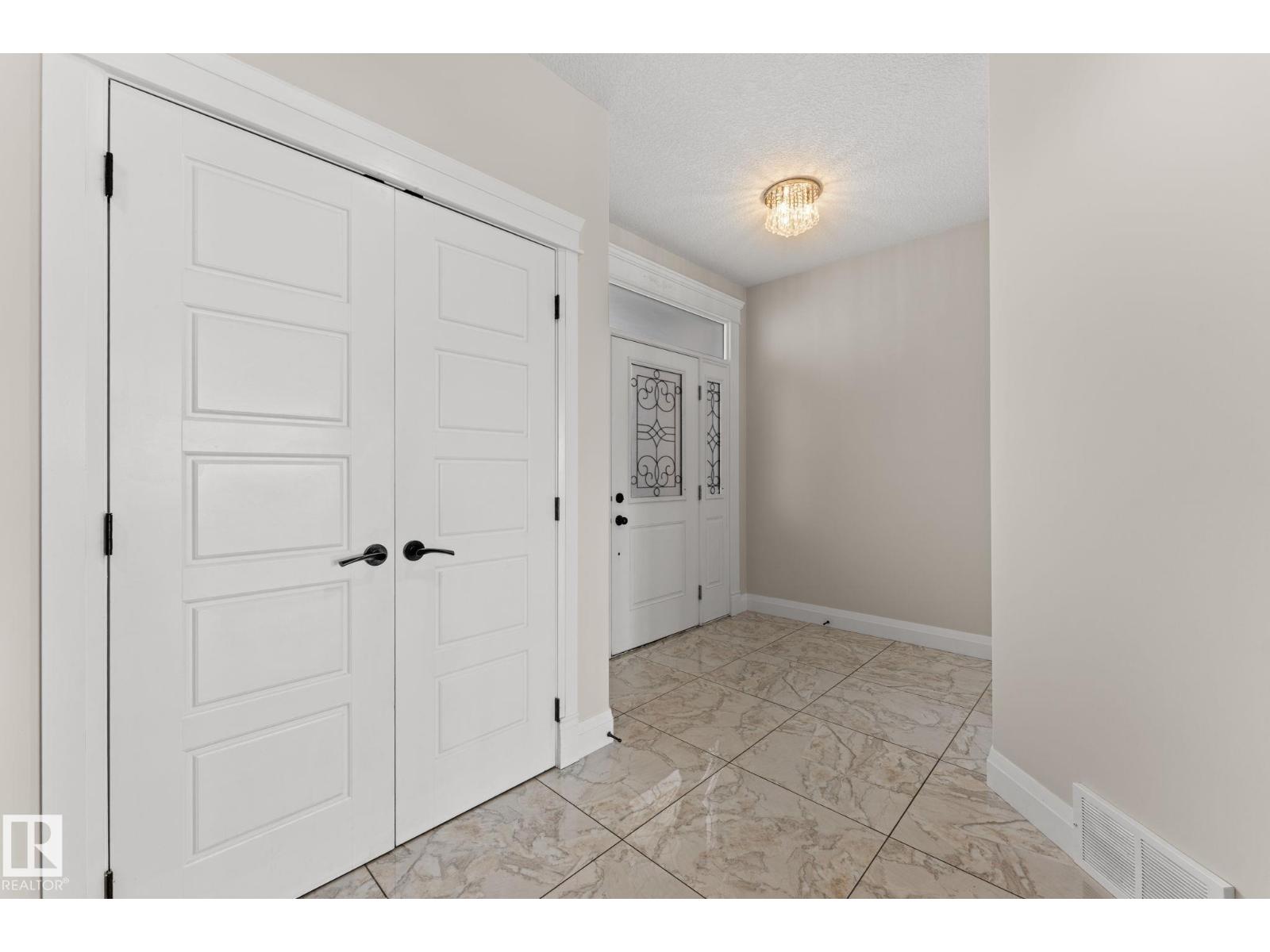 229 ALBANY DR NW