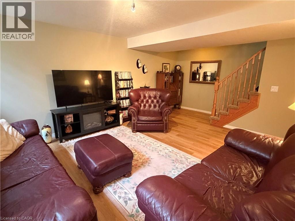 40 STORNOWAY Crescent