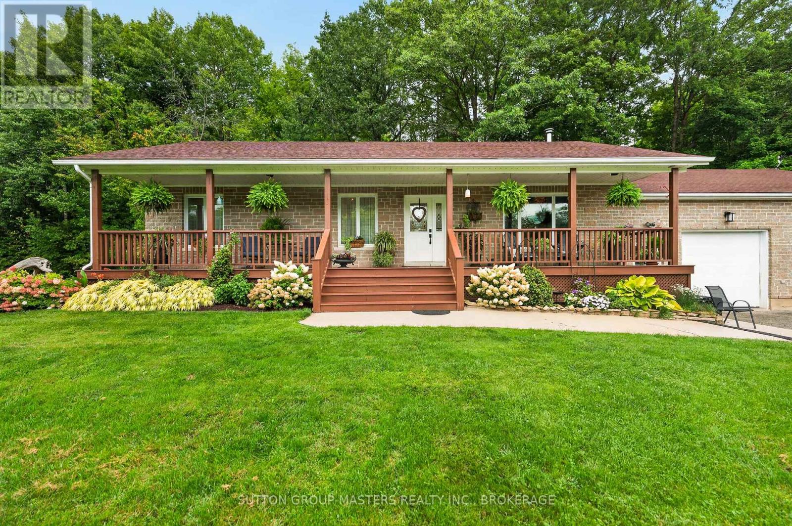 4126 HIDEAWAY LANE