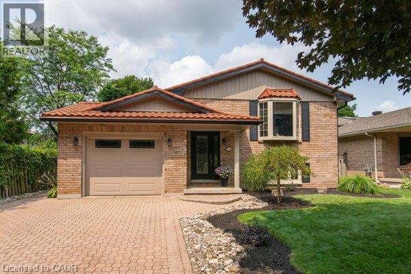 154 AMBLESIDE Court