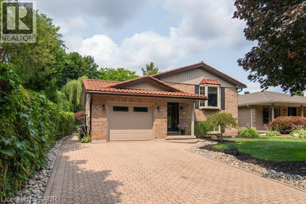 154 AMBLESIDE Court