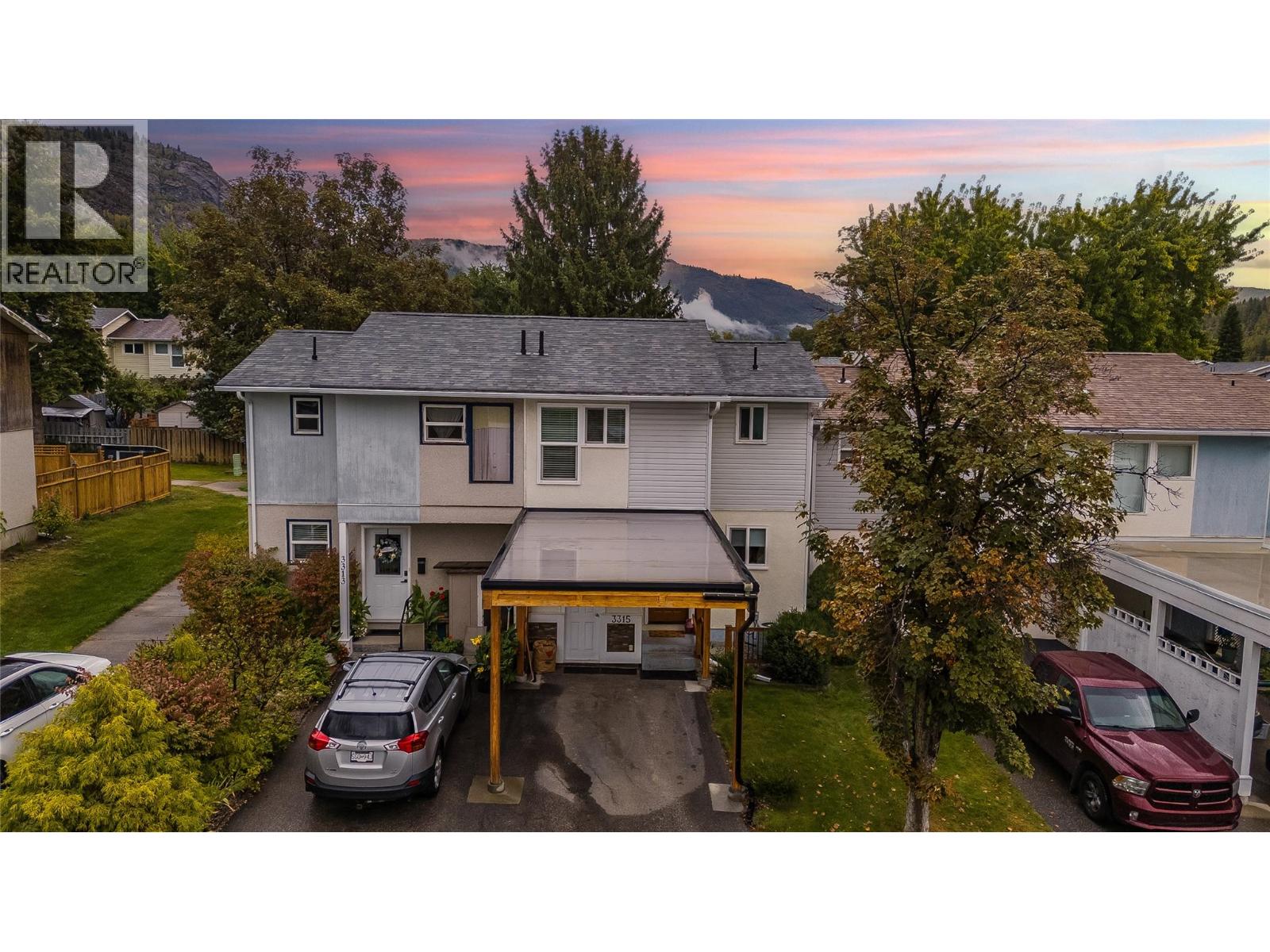 3315 LAUREL Crescent