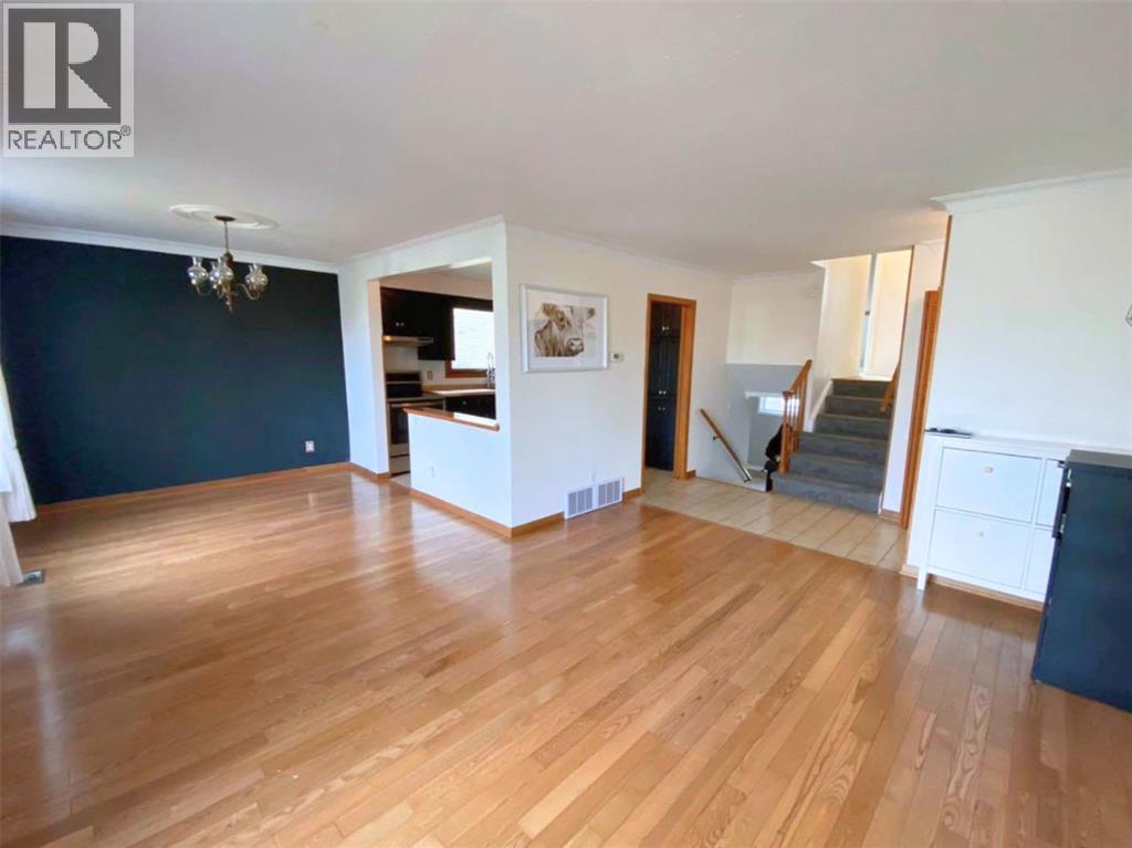 25 DURCO AVENUE