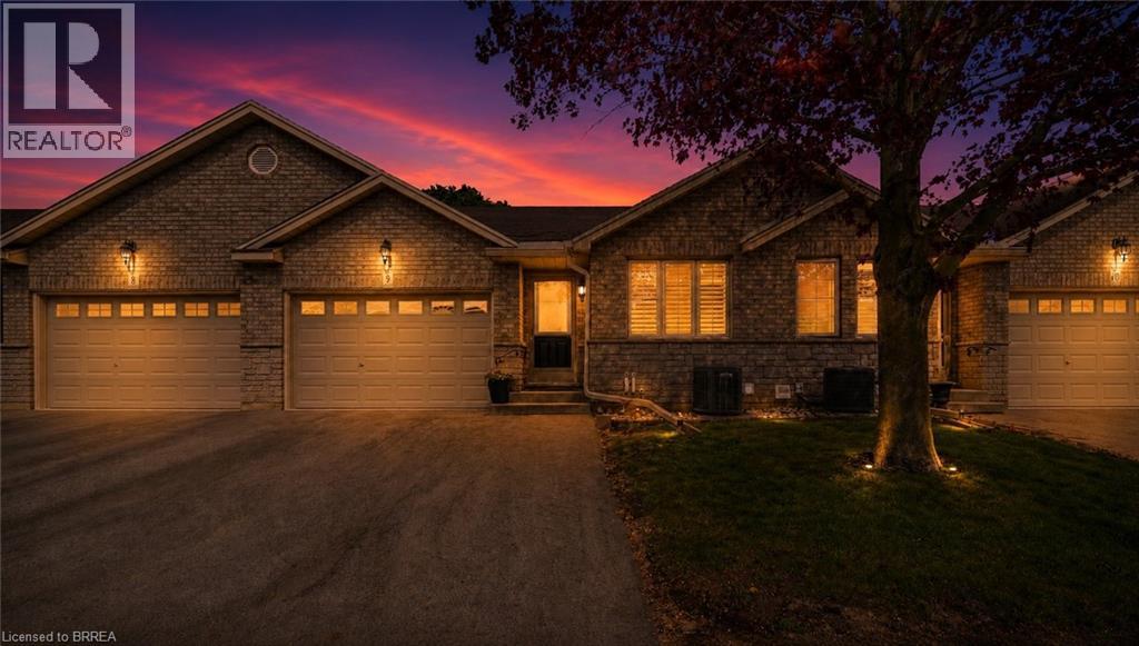 24 GRIFFITHS Drive Unit# 9